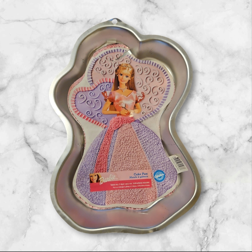Barbie Wilton Enchanted Cake Pan